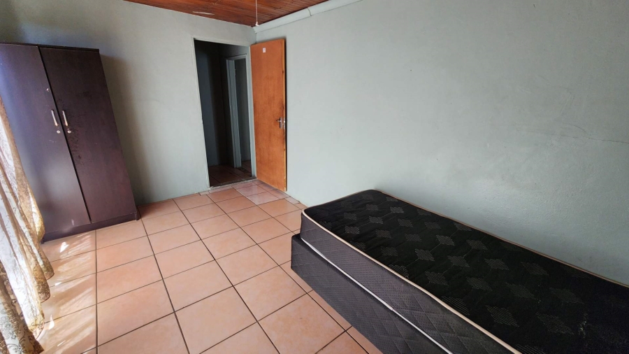 10 Bedroom Property for Sale in Brandwag Free State